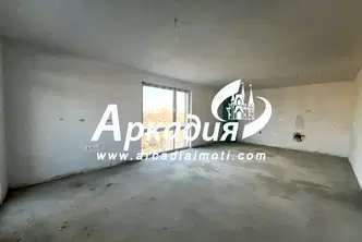 Тристаен апартамент в Пловдив, с. Стряма