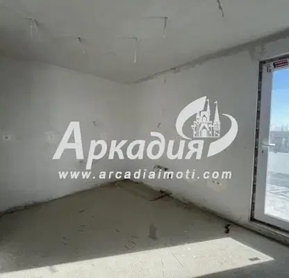 Снимка 5 — Тристаен апартамент в Пловдив, с. Стряма