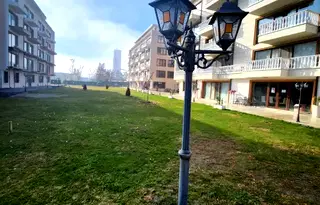 Тристаен апартамент в София, Елин Пелин