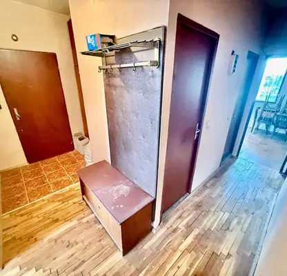 Photo 4 — 3-bedroom apartment in област София, Kostinbrod