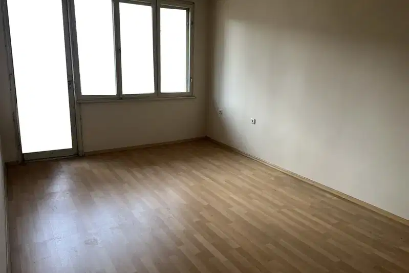 3-bedroom apartment in Oblast Stara Zagora, Kazanlyk