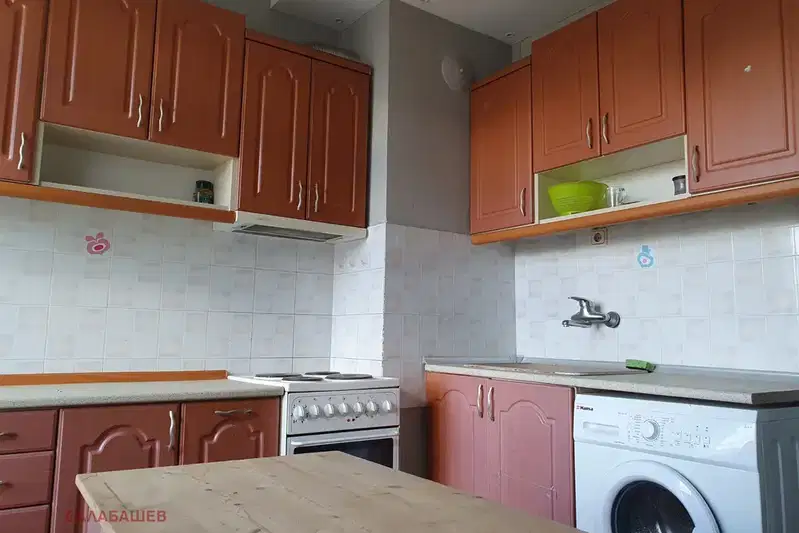 3-bedroom apartment in Oblast Stara Zagora, Kazanlyk