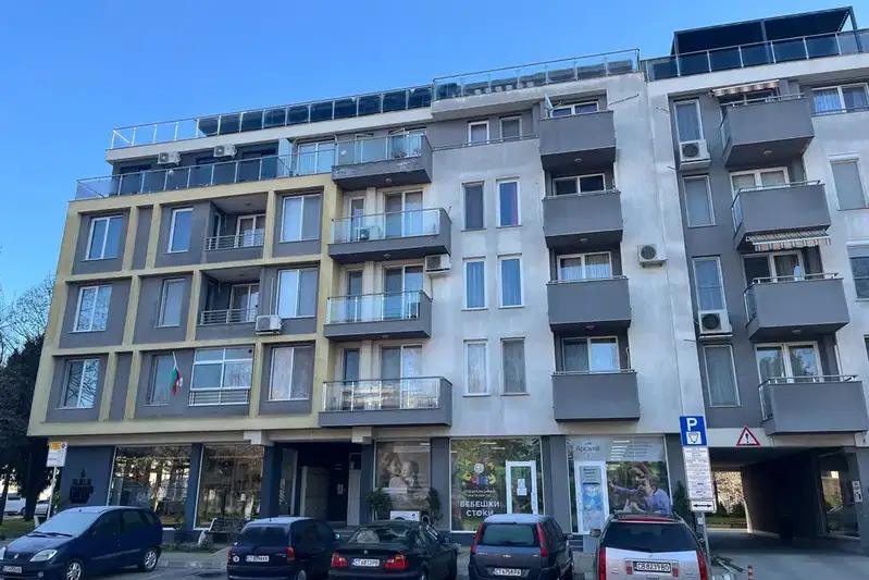 Тристаен апартамент в Стара Загора, Казанлък
