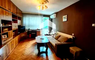 Тристаен апартамент в Търговище, Попово