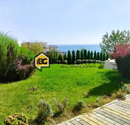 Photo 2 — 3-bedroom apartment in Varna, Byala