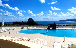 Тристаен апартамент във Варна, Бяла