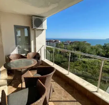 Photo 2 — 3-bedroom apartment in Oblast Varna, Byala