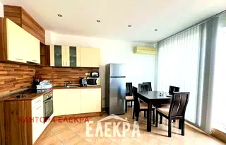 Тристаен апартамент във Варна, Бяла