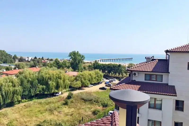 Тристаен апартамент във Варна, с. Шкорпиловци