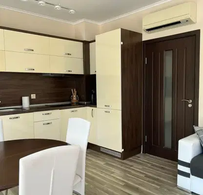 Снимка 4 — Тристаен апартамент във Варна, с. Шкорпиловци