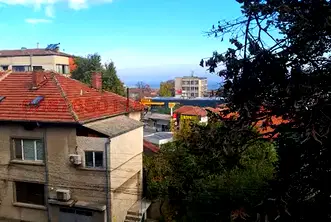 Тристаен апартамент във Велико Търново, Свищов