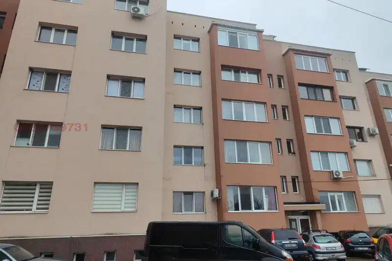 Тристаен апартамент във Враца, Бяла Слатина
