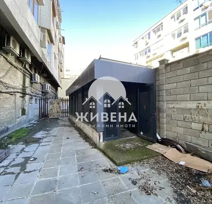 Снимка 2 — Заведение във Варна, Център