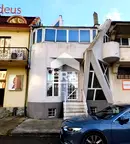 Заведение в Ямбол, Хале