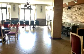 Заведение в Перник, Рено