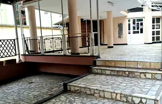 Заведение в Русе, Широк център