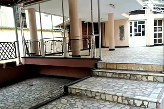 Заведение в Русе, Широк център