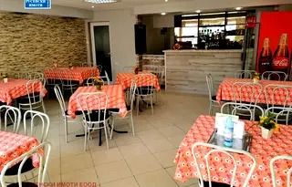 Заведение в Русе, Здравец Изток