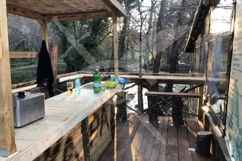Заведение в Бургас, с. Младежко