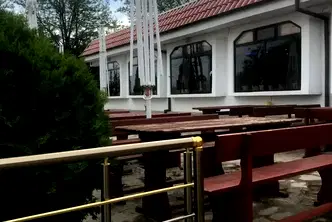 Заведение в Пловдив, Съединение