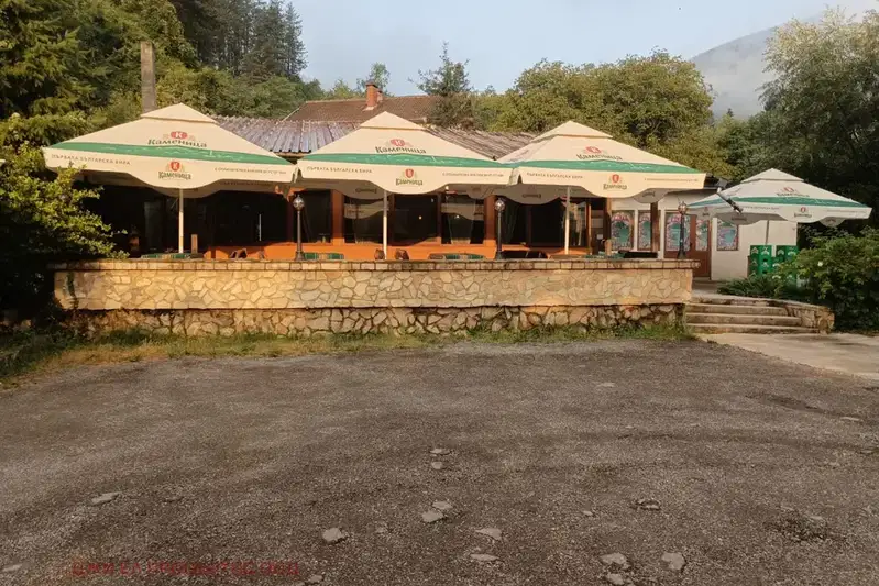 Venue in област София, Vlado Trichkov