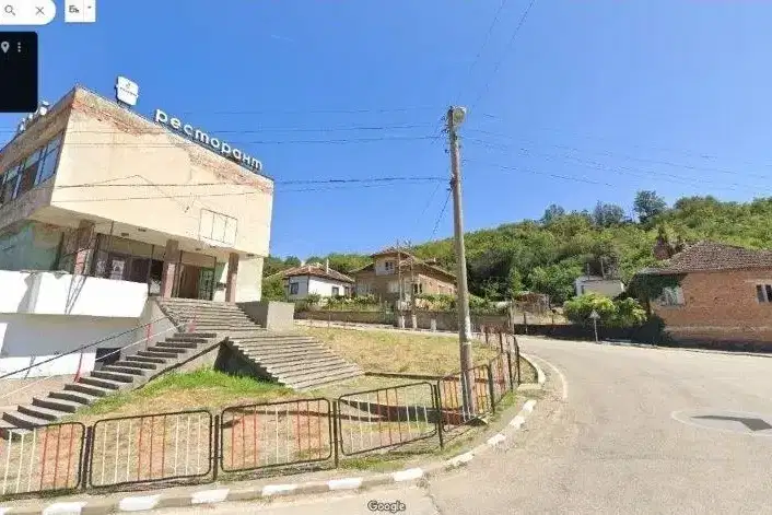Заведение във Враца, с. Остров