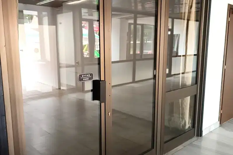 Shop in област София, Borovec