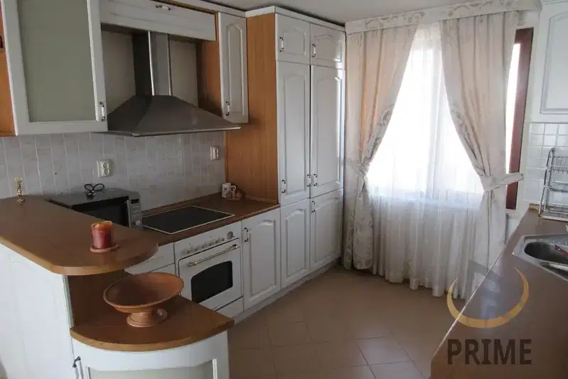 Мезонет с 4 стаи и 2 бани в кв. Възраждане, Бургас
