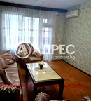 Тристаен апартамент в Хасково, Куба