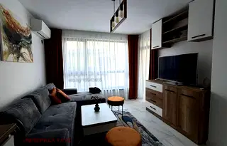 Двустаен апартамент в Хасково, Куба