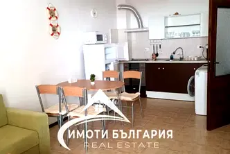 Двустаен апартамент в Добрич, Каварна