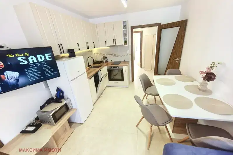 3-bedroom apartment in Oblast Burgas, Slynchev Bryag
