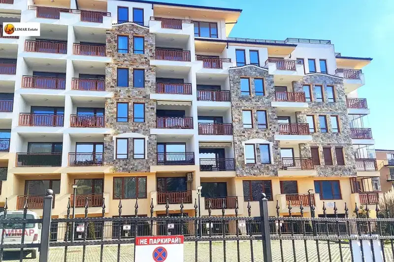 3-bedroom apartment in Sv.Sv. Konstantin I Elena