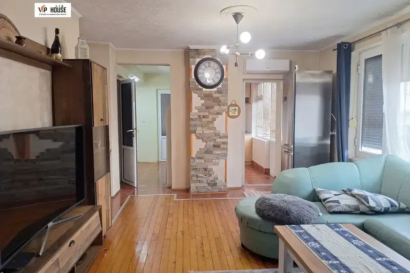 3-bedroom apartment in Pazardjik, Idealen Centyr