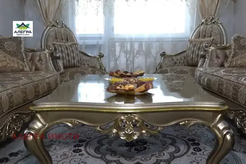 3-bedroom apartment in Pazardjik, Yabylkite