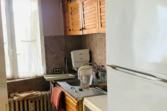 Двустаен апартамент в Перник, Център