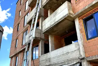 Тристаен апартамент в Плевен, Широк център