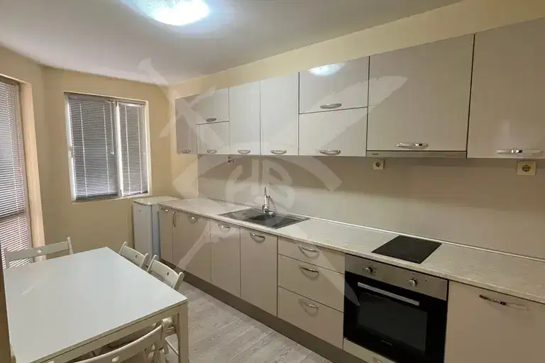 3-bedroom apartment in Plovdiv, Centyr