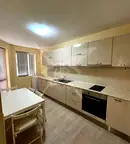 Тристаен апартамент с две тераси в Център, Пловдив