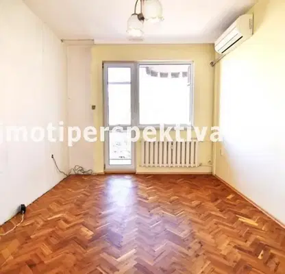 Photo 3 — 3-bedroom apartment in Plovdiv, Kyrshiyaka