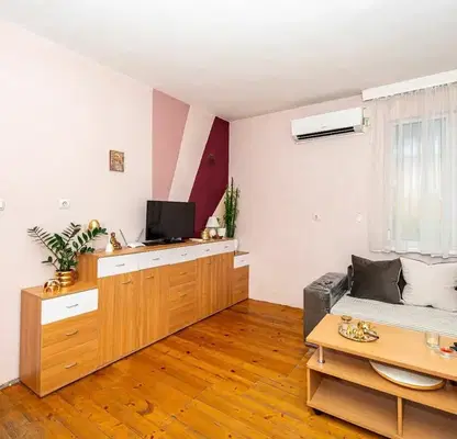 Photo 2 — 4-bedroom apartment in Plovdiv, Mladejki Hylm