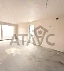 Тристаен апартамент с две тераси в Остромила, Пловдив