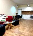 Двустаен апартамент на 2-рия етаж в кв. Тракия, Пловдив