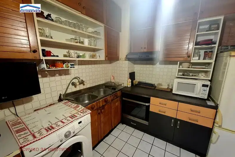 apartment in Ruse, Vyzrajdane