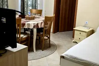 Двустаен апартамент в Бургас, с. Лозенец