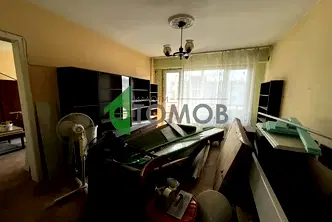 Тристаен апартамент в Шумен, Тракия