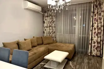 Двустаен апартамент с тераса в Дървеница, София