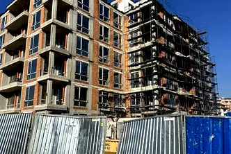 Тристаен апартамент с панорамна гледка към Витоша в Карпузица, София