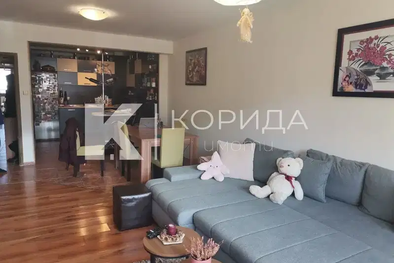 3-bedroom apartment in Sofiya, Pavlovo