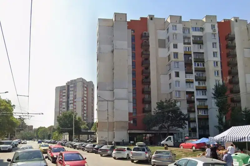 Тристаен апартамент с две тераси в Банишора, София